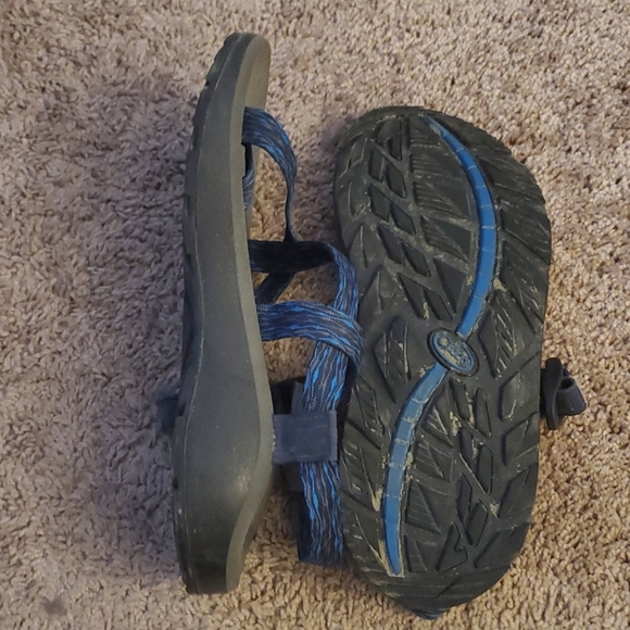 Mens Chacos (Size 10) - Picture 3 of 3